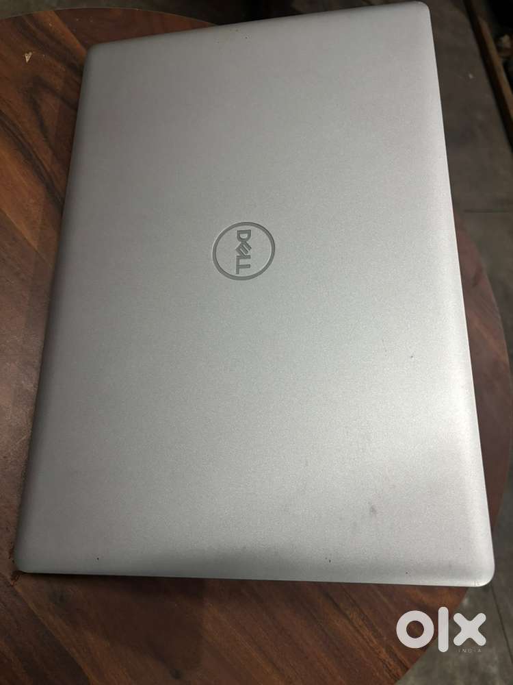 Stylish Silver Dell Laptop-Inspiron15 3000, i3 10th Gen,with 256gb SSD