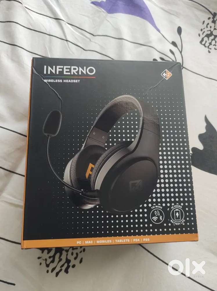 Cosmic Byte Inferno wireless bluetooth gaming headphone