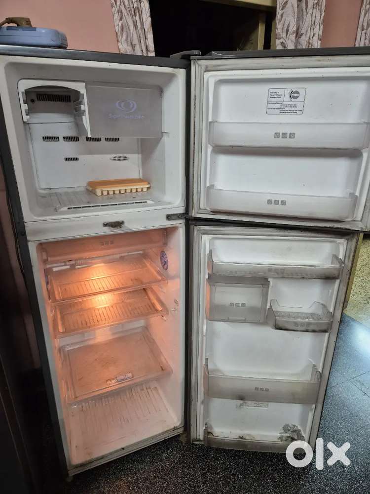 Samsung 260 litre Fridge