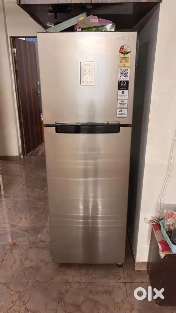 Refrigerator on sale urgent basis