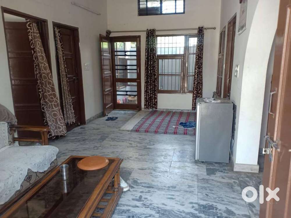 Fully Furnished 2BHK Independent Floor for Rent – Desumajra Colony, Kh