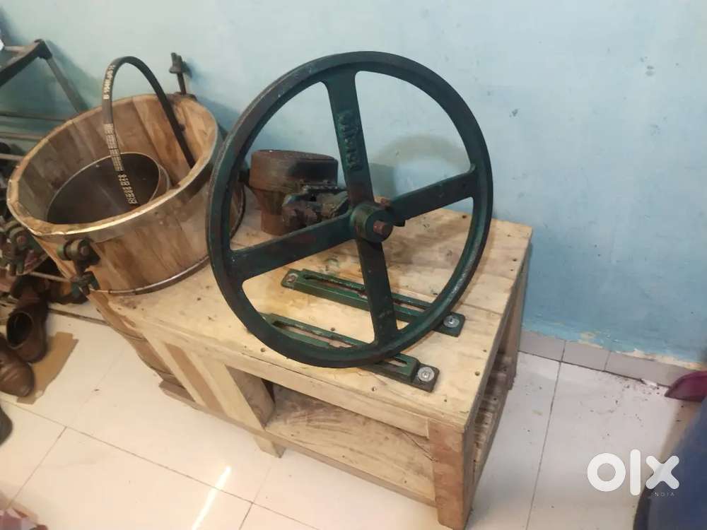 Wooden Kothi Ice Cream Machine without electric motor, 20 Litre