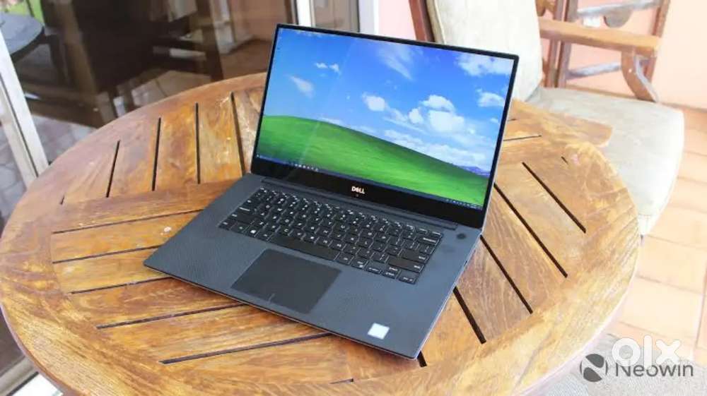 Dell xps 15 9570 i9 8 gen 32GB RAM 1TB SSD STORAGE  top varient