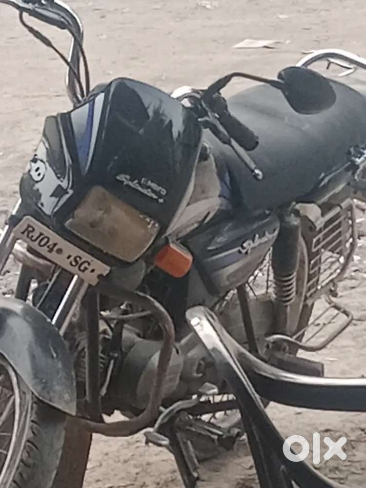 Motor cycle
