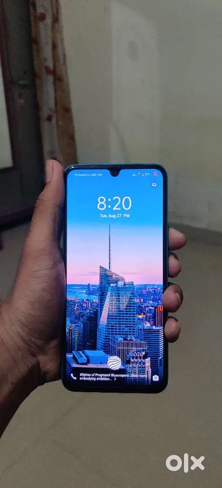 Vivo V25 (8+128)
