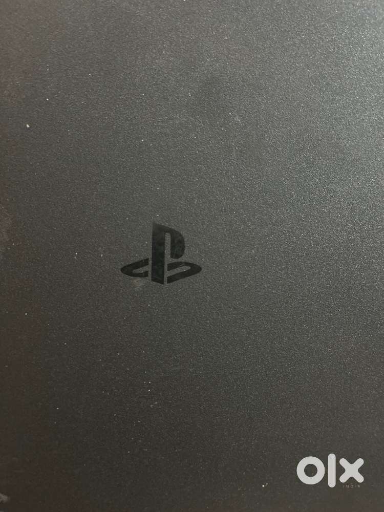 Play Station 4 slim 1tb