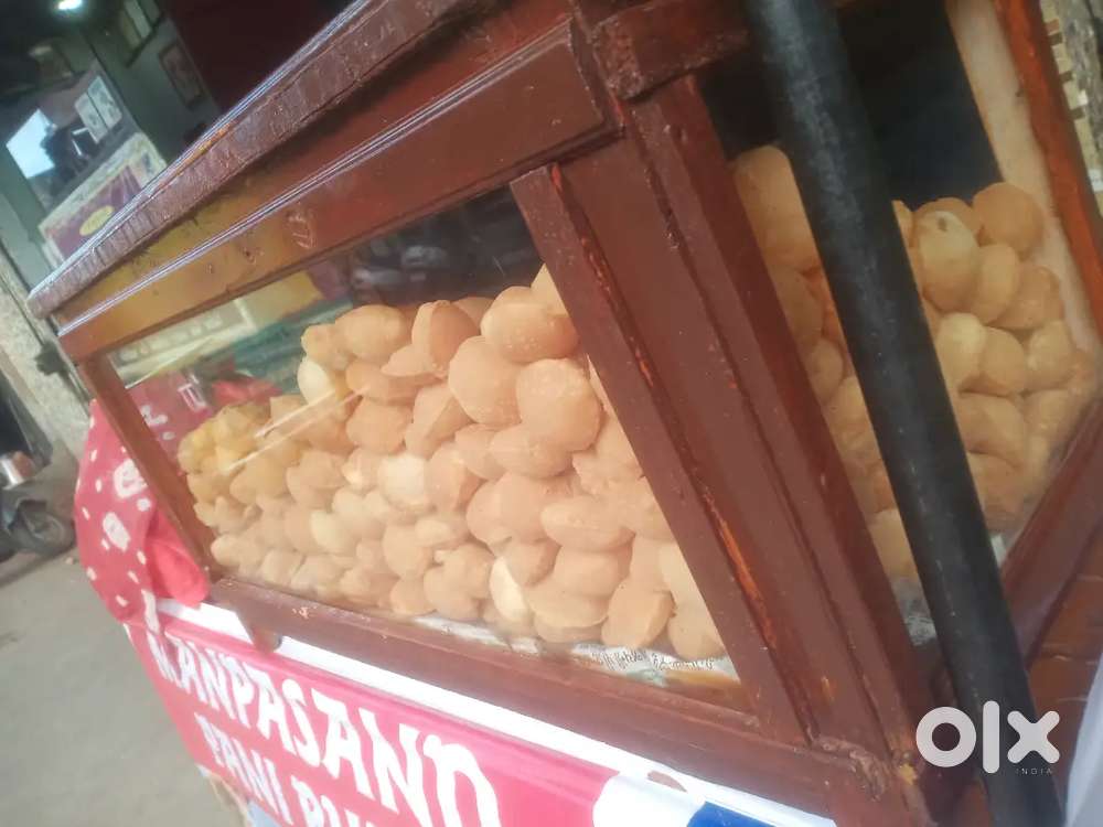 Pani puri counter