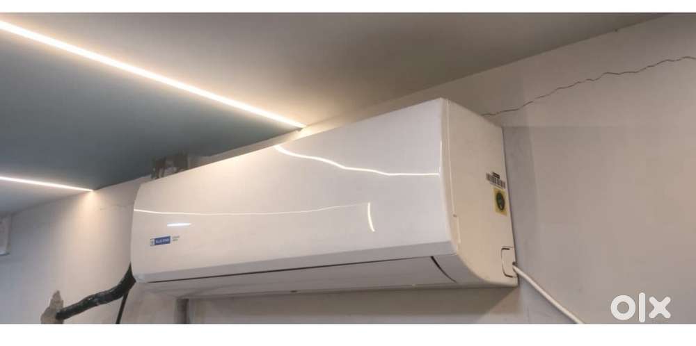 Blue Star 1 Ton Inverter Split AC-Excellent Condition,Energy Efficient