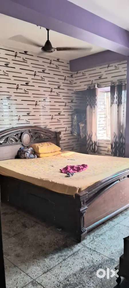 Urgent selling/too floor/ without lift/only cash / Loanpayment allowed