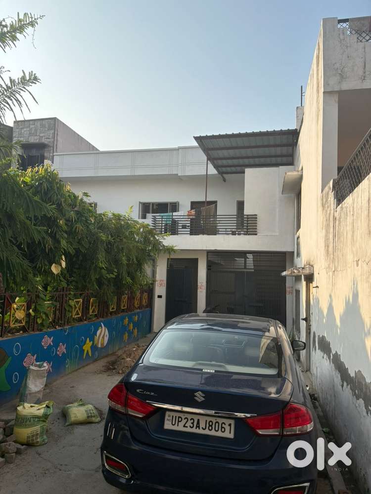 1200 sqaure feet area for rent  in naveen nagar market behind chahal