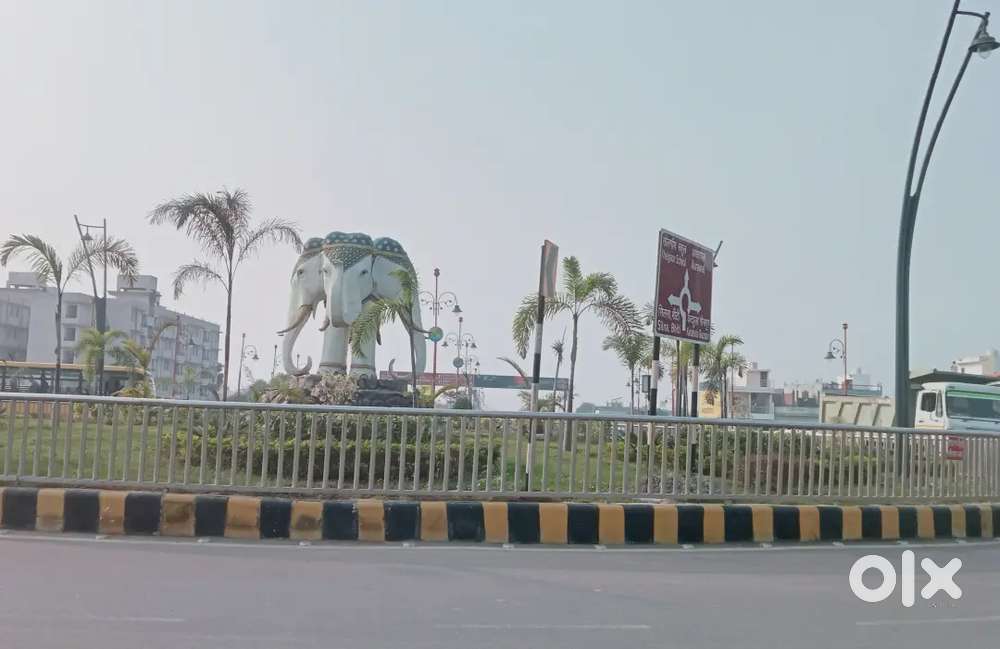 झलवा में एयरपोर्ट चौराहे से 800 मीटर दूरी पे आवासीय प्लाट बुक करे