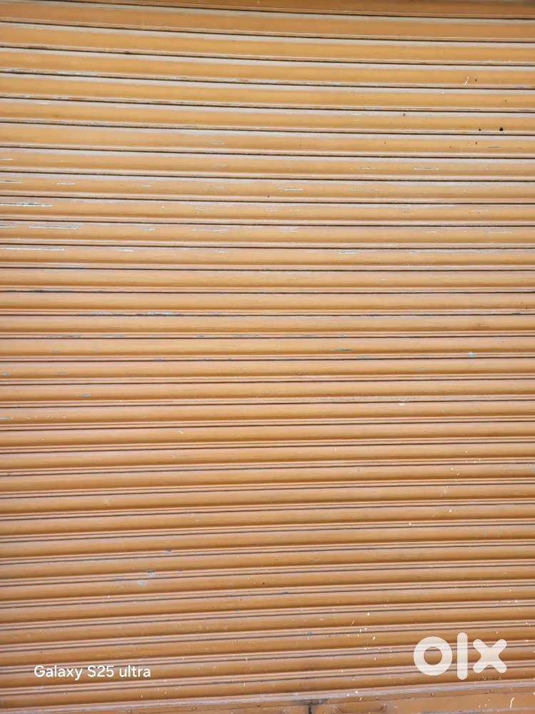 Shops for sale in market area amdu khan chowk najibabad