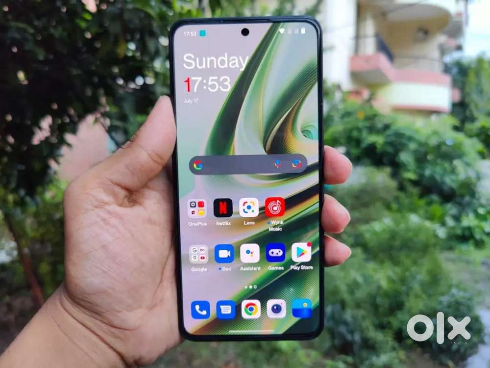 One plus 10R 5G mobile (8GB/128Gb) with Oneplus Z buds for sell.