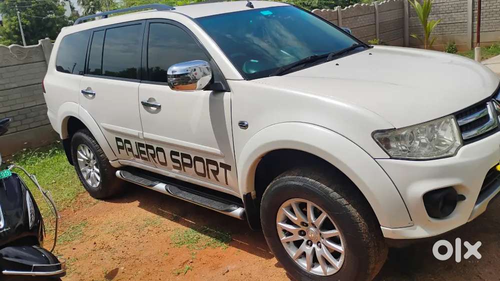 Mitsubishi Pajero Sport 2016 Diesel and Bajaj Chetak EV 2024