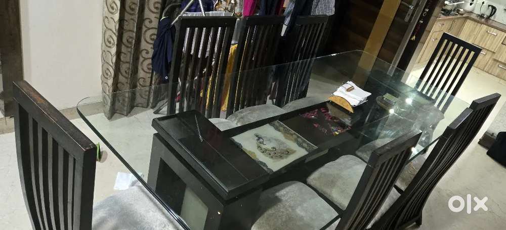 8 seater dining table