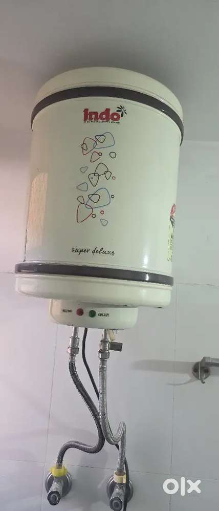 गीजर सेल करना है दो साल पुराना बहुत ही बढ़िया