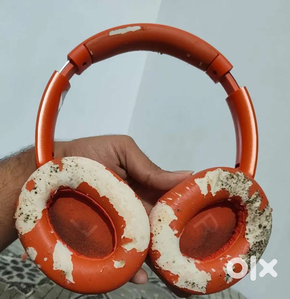 realme TechLife Studio H1 Over The Ear Over Ear Wireless Headphone