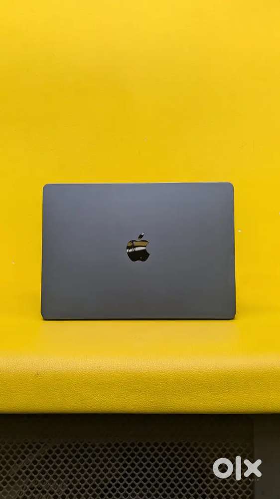 APPLE MACBOOK AIR M2 8GB RAM 256GB SSD