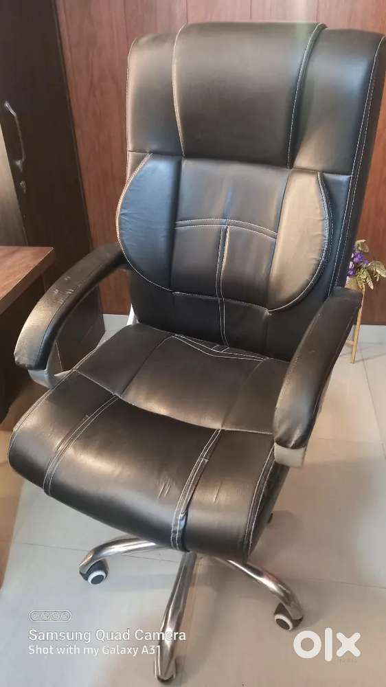Office Boss Chair