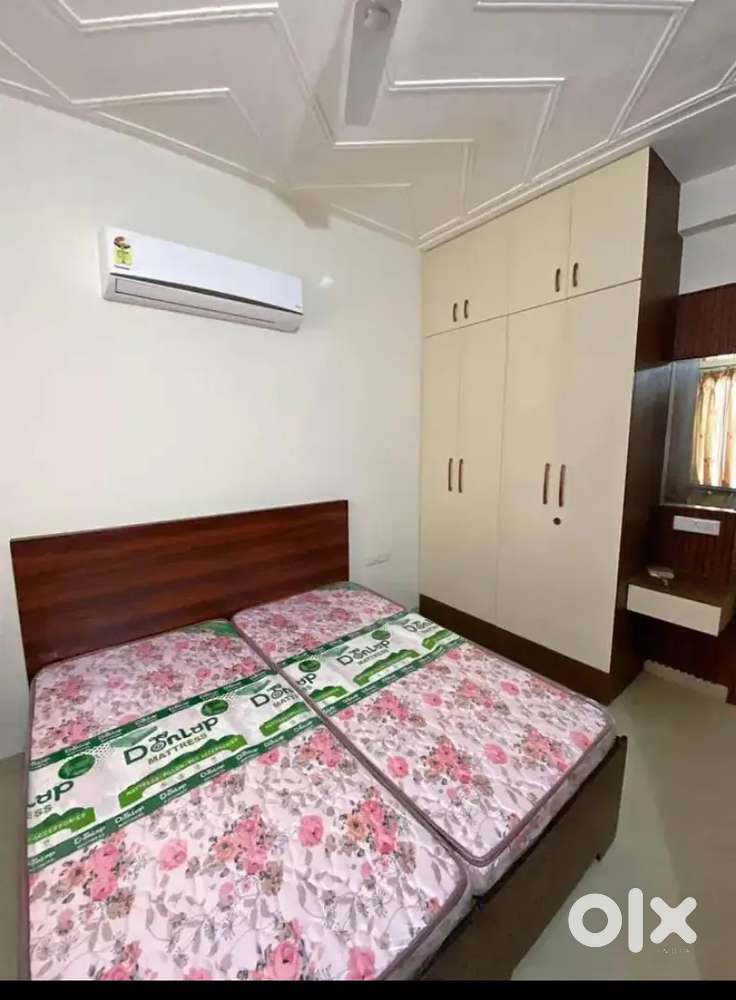 1rk (fix price) for rent in guru amardas avenue