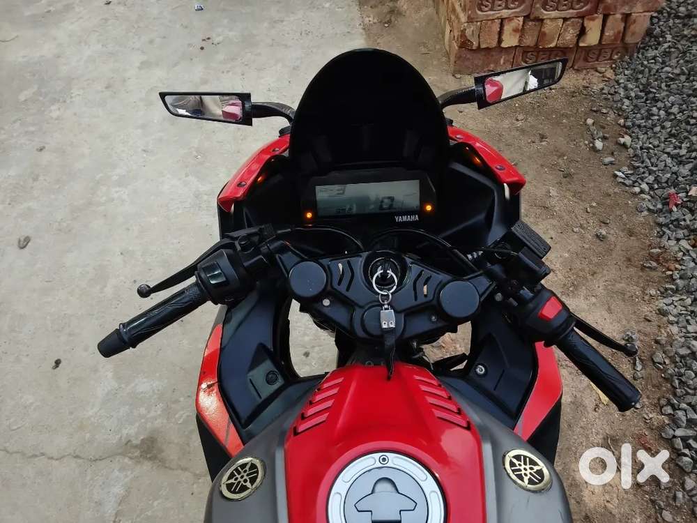 Yamaha R15 V3