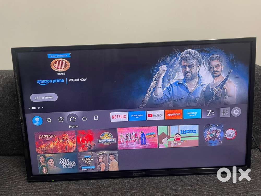 Panasonic 32 inch TV with Firestick