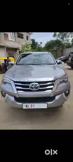 Toyota fortuner sigma 4 (2017 model)