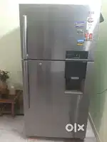 Lg fridge 560 litre with water dispenser