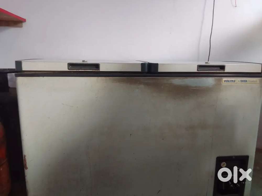 Voltas deep freezer