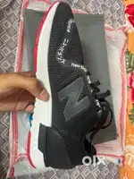 New Balance 247 Sneaker