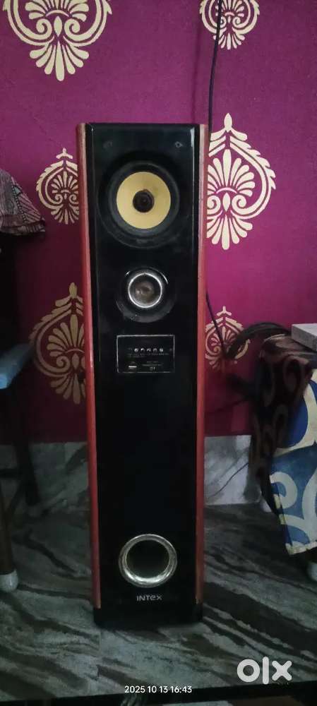Intex 2.1 Tower Speaker