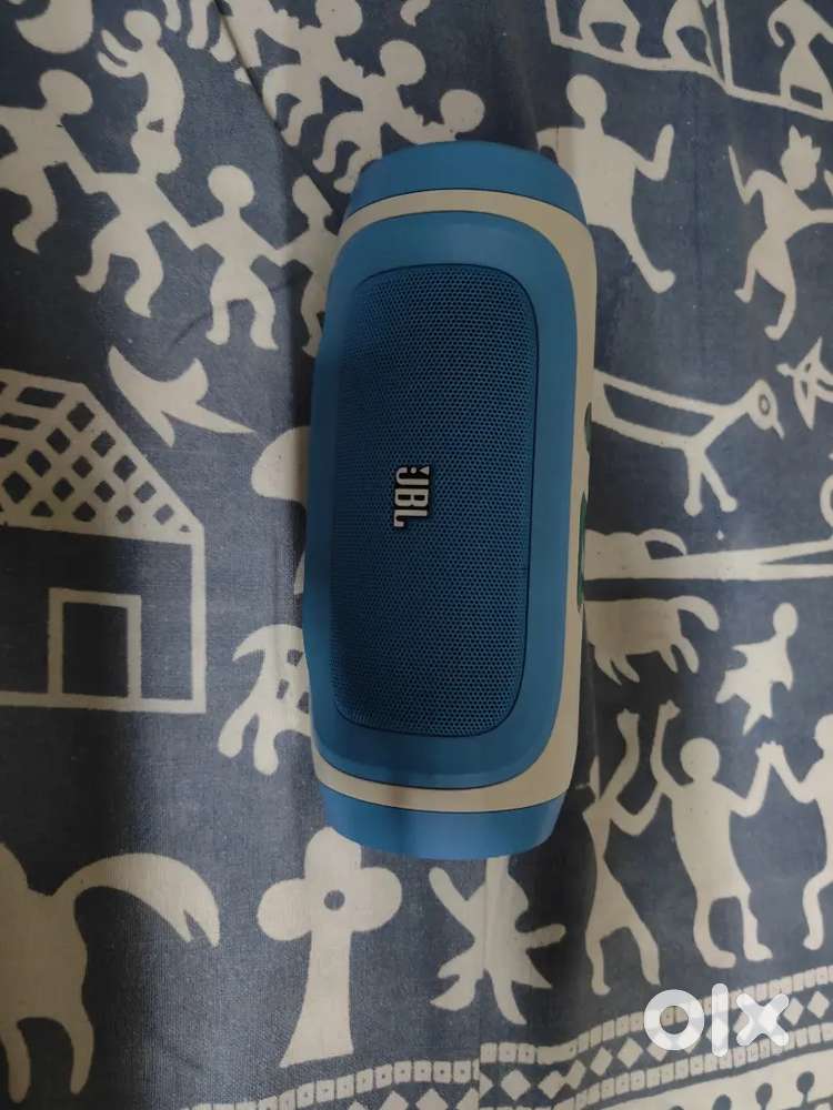 JBL Charge bluetooth speaker
