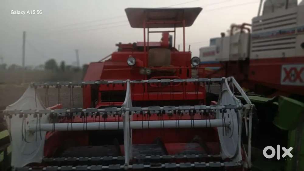 Swaraj track hervestor