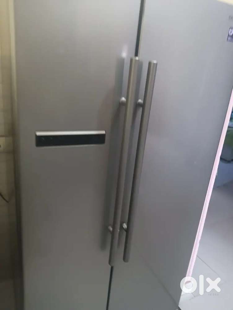 Almirah Latest fridge