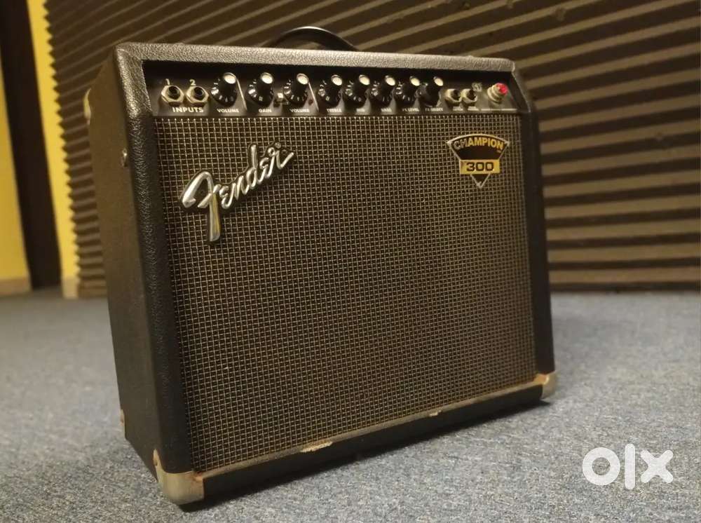 Fender Champion 300 Guitar Amplifier.