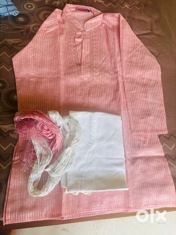 6-8 years Boyz Kurta pyjama and party vest coats (Rs450/-each)