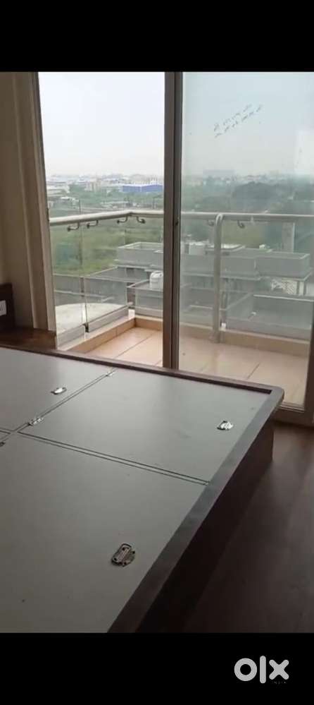Fully furnished 3 bhk flat for rent