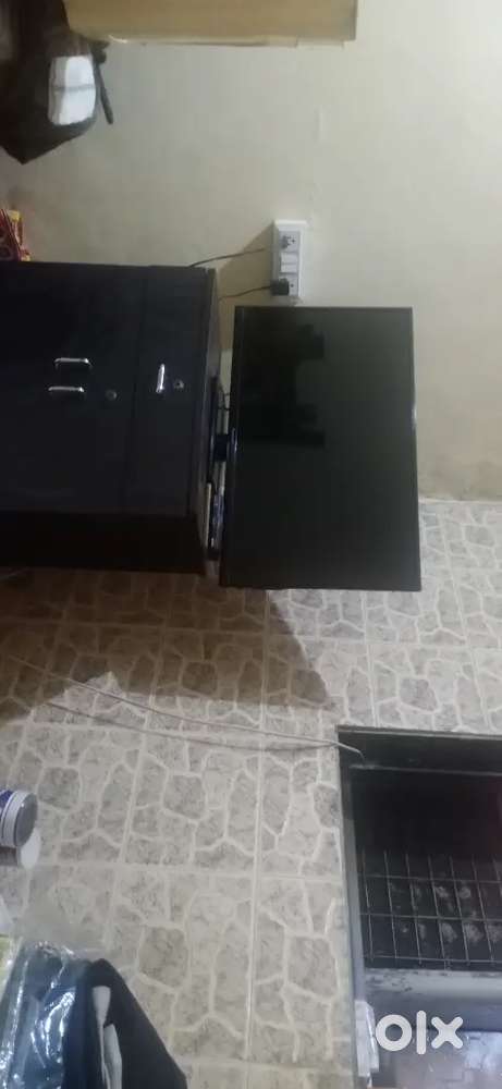 Panasonic TV 32inches led