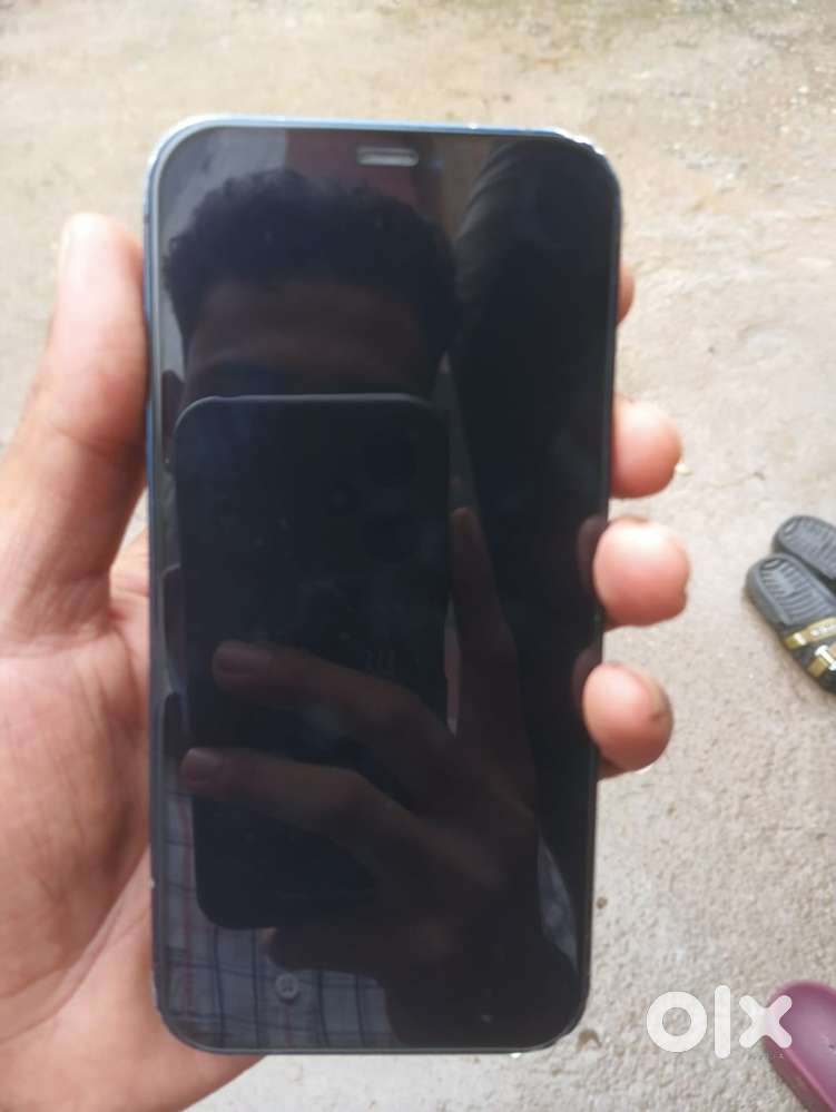 Iphone 12. 64 gb sild phone