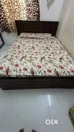 Queen Size Cot with Right side storage