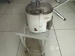 Electric juicer
