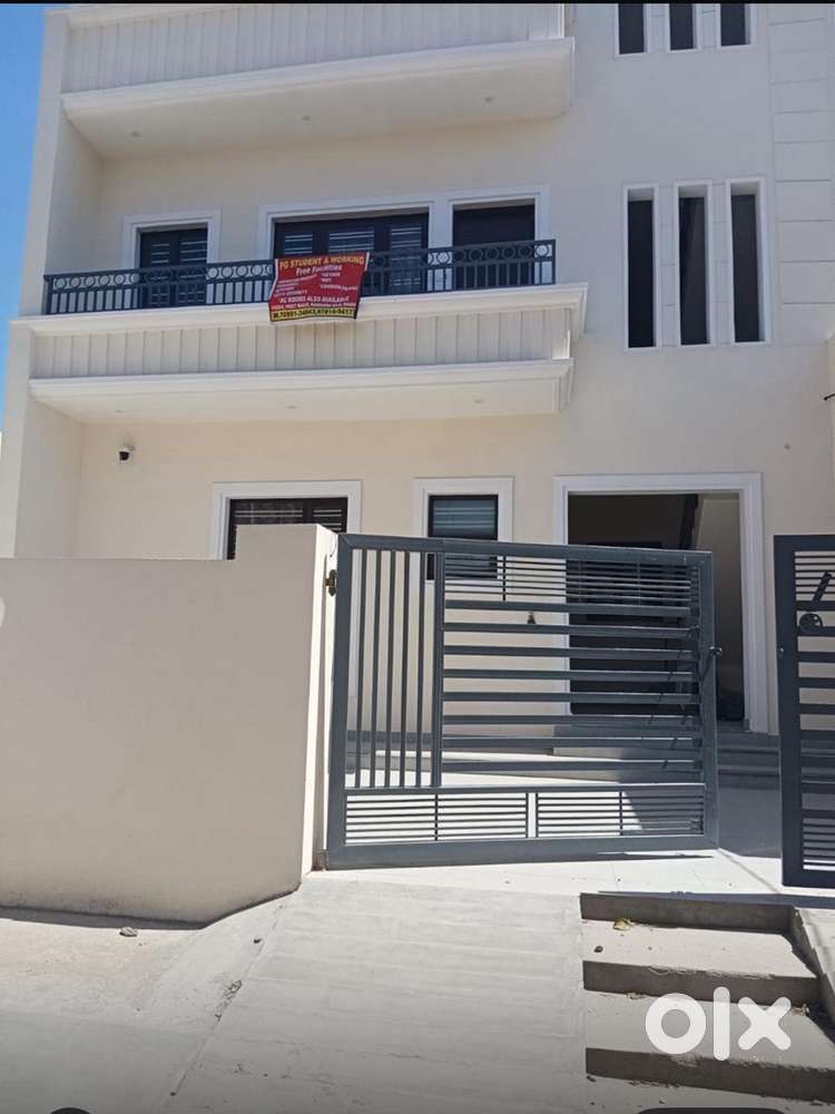 Newly built PG room in randhwa road kharar for boys