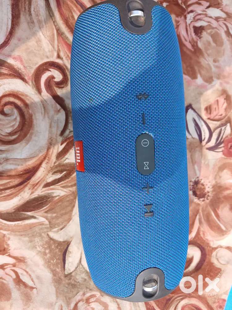 JBL xtreme Bluetooth speaker