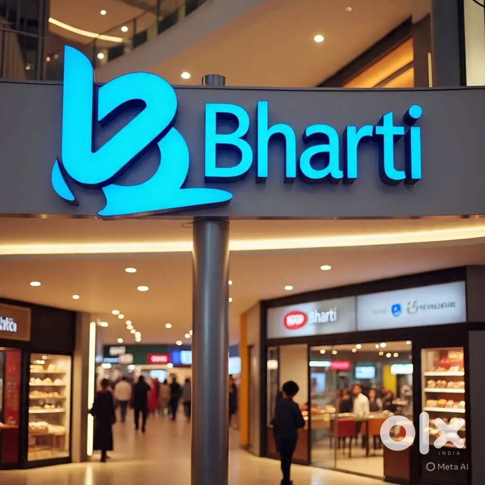 Boys and girls work Mega Mall