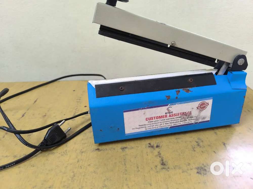 Sealing machine