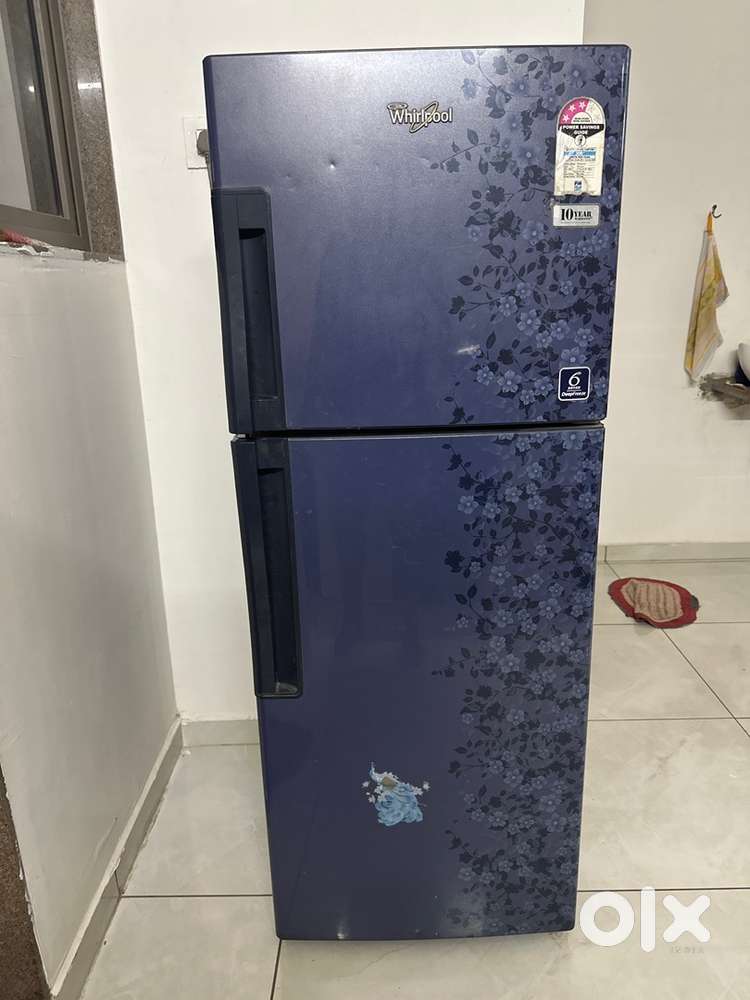 Whirlpool 3 star 219 ltr double door Fridge