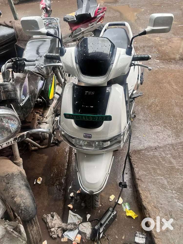 TVS IQUbe full condition 14 manth waranty.
