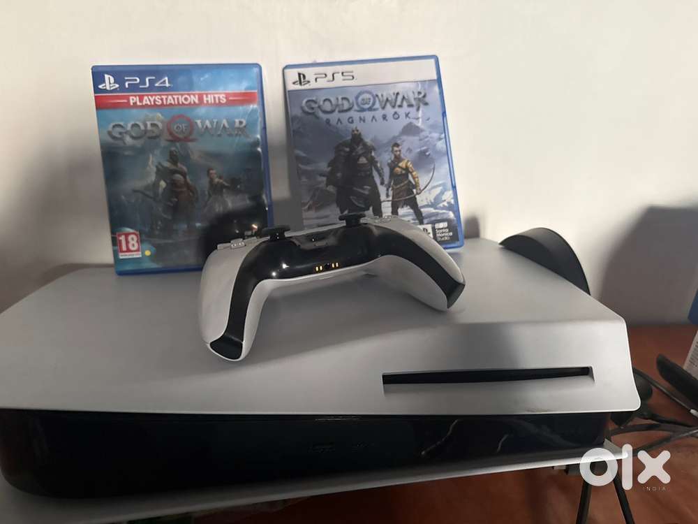 PS5 fat Mint condition with bill and box very less used With god of wa