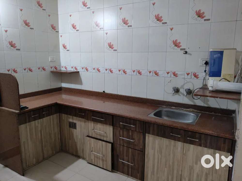 2bhk flat at jalaram mandir karelibaug