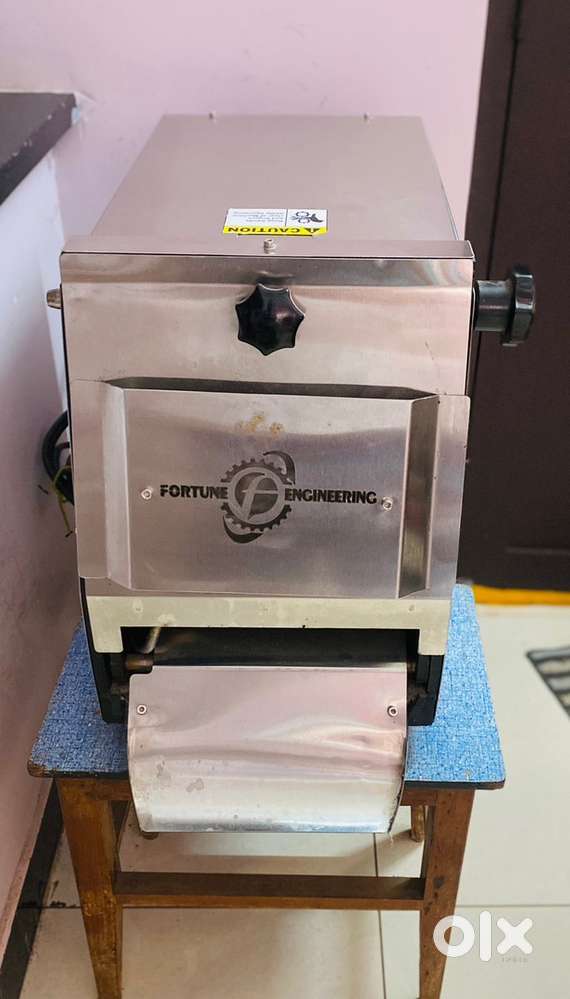 Chapathi making machine